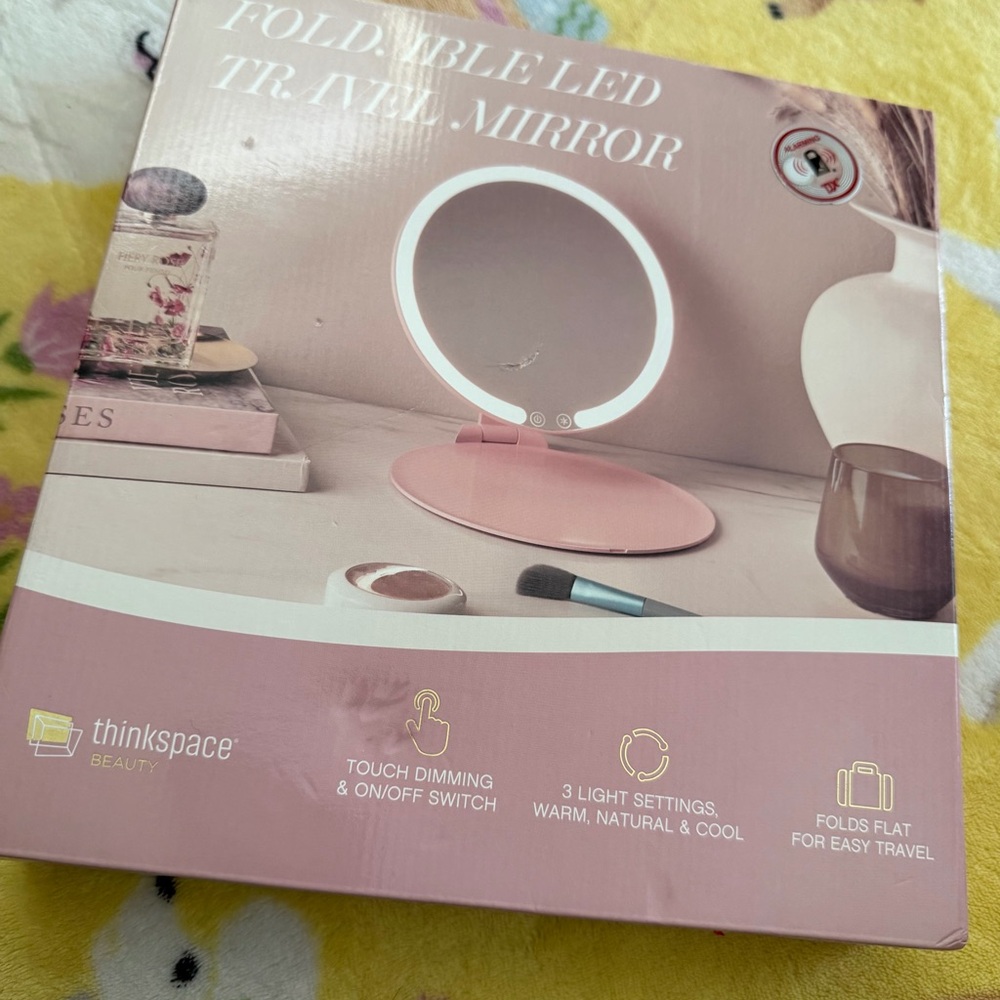 Thinkspace Foldable LED Travel Mirror - Pink
